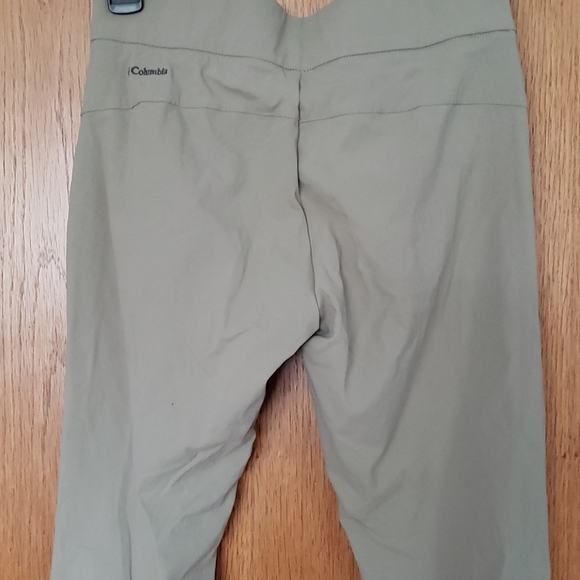 Women's extra small Columbia hiking pants - Picture 4 of 4